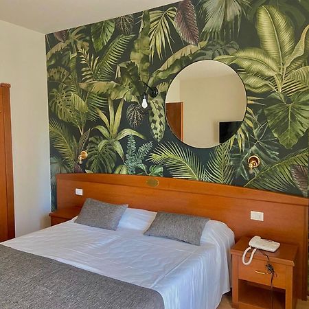 Hotel Al Sole Bardolino Kültér fotó