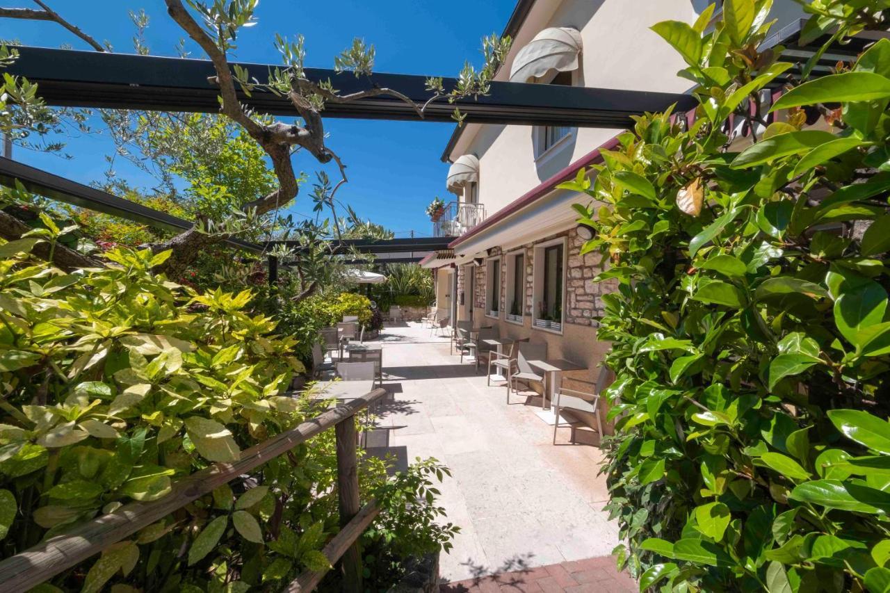 Hotel Al Sole Bardolino Kültér fotó
