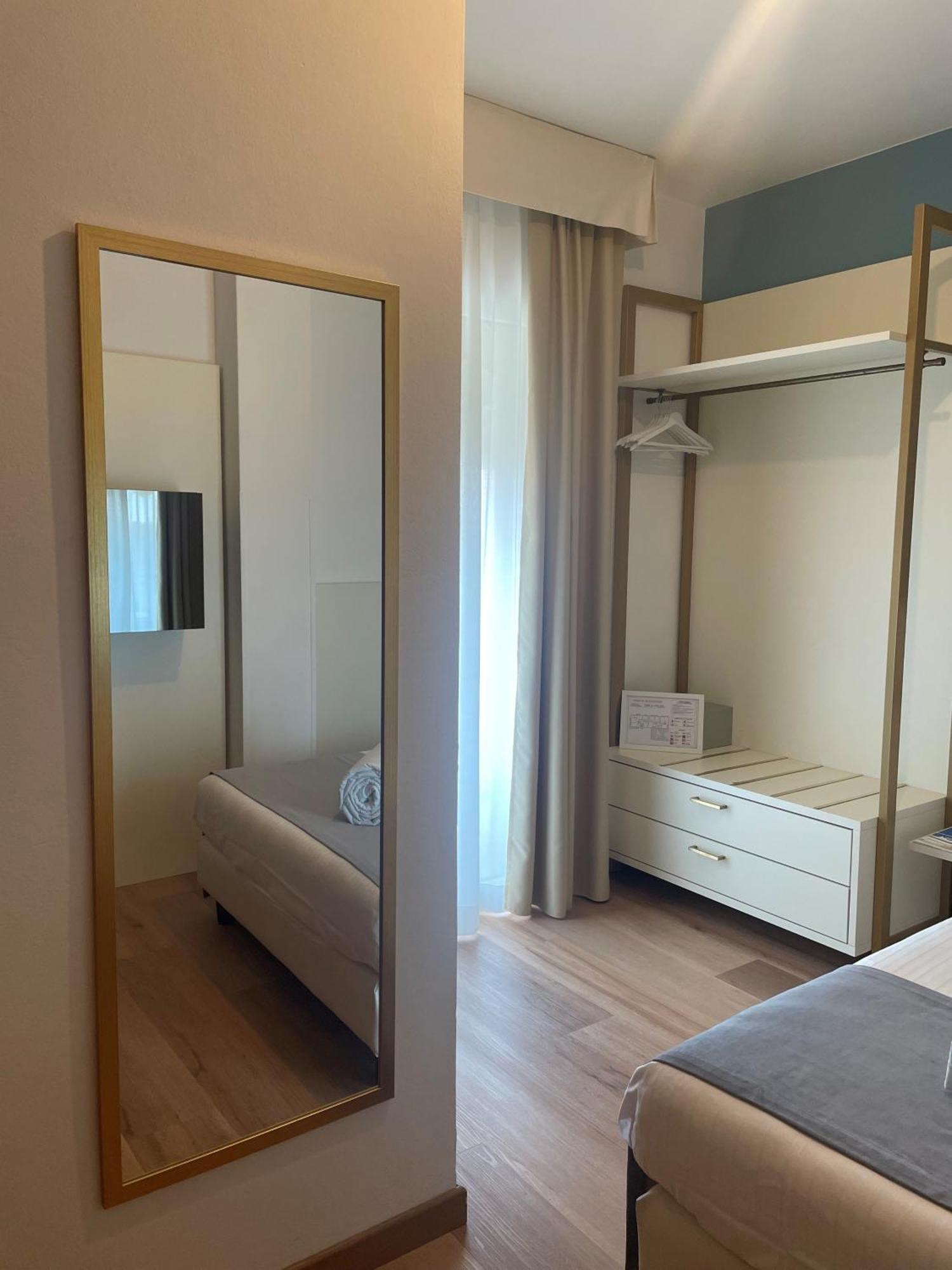 Hotel Al Sole Bardolino Szoba fotó