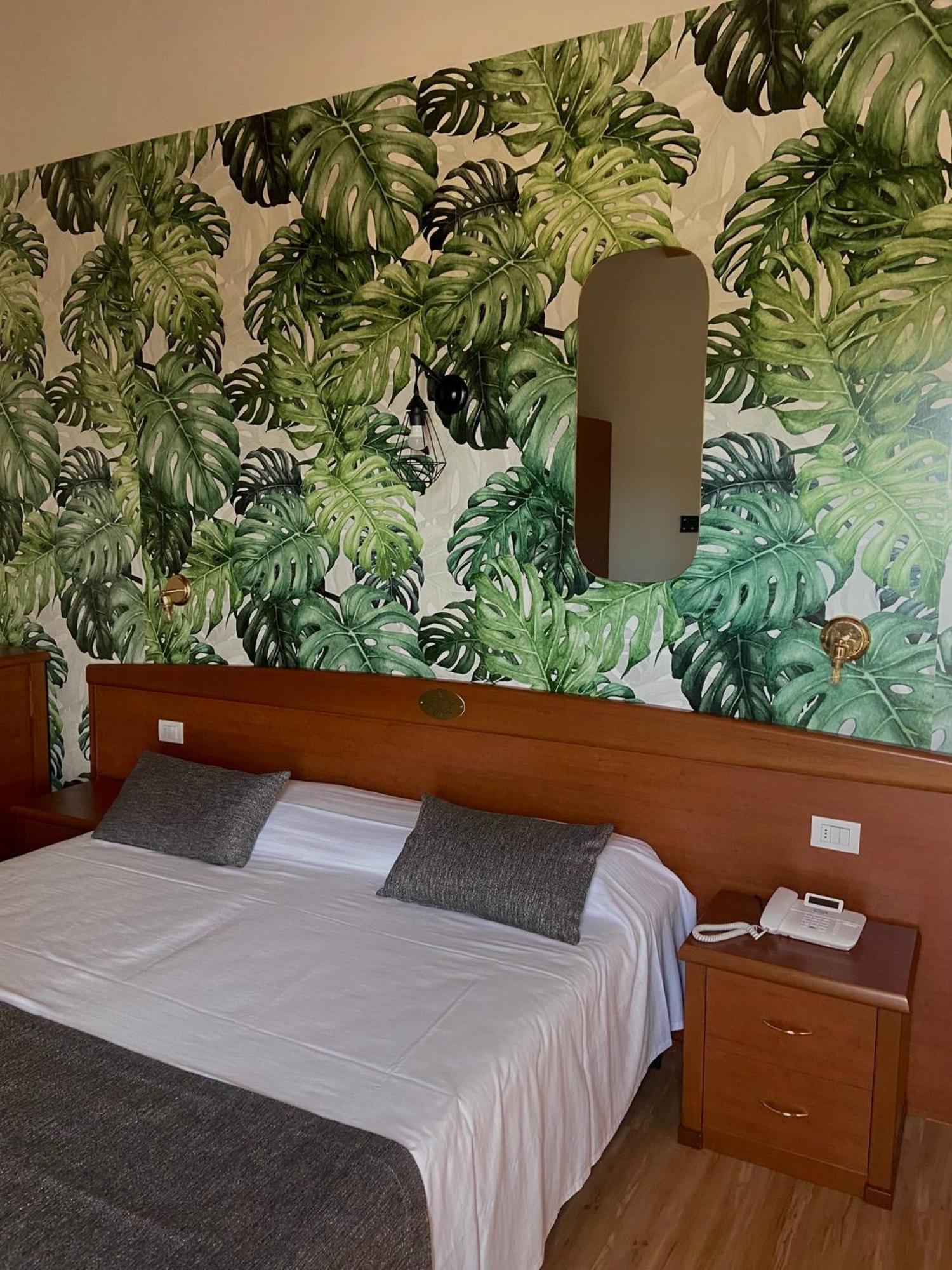 Hotel Al Sole Bardolino Kültér fotó